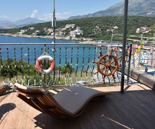  Terrace of apartment for rent with amazing sea view Utjeha Montenegro